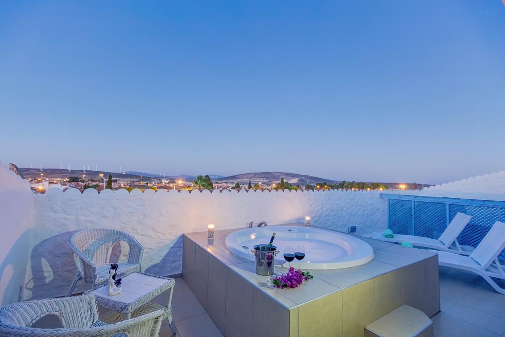 Lale Lodge Hotel Алачати Экстерьер фото