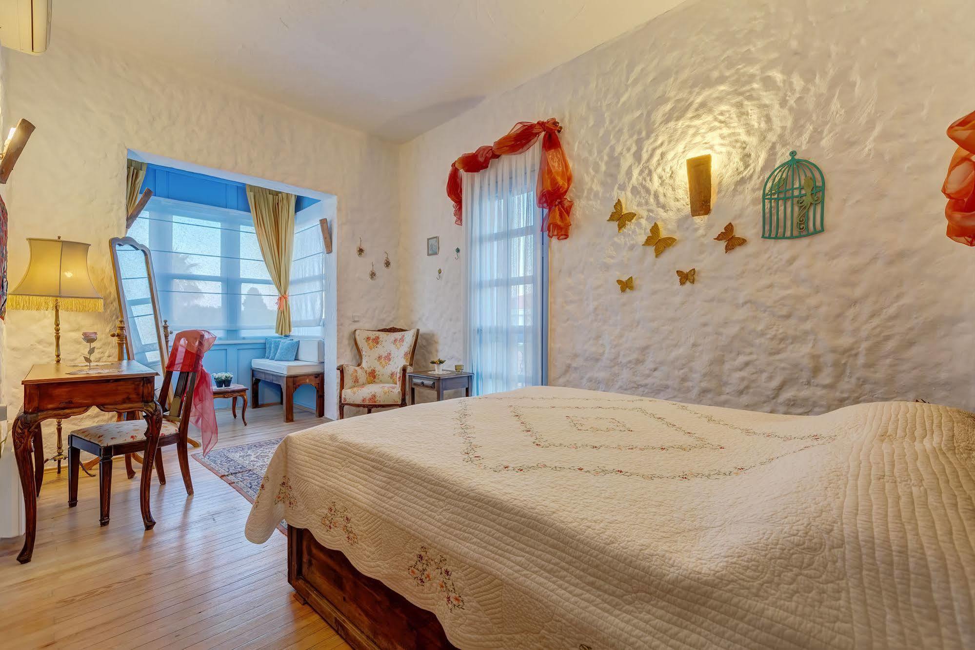 Lale Lodge Hotel Алачати Экстерьер фото