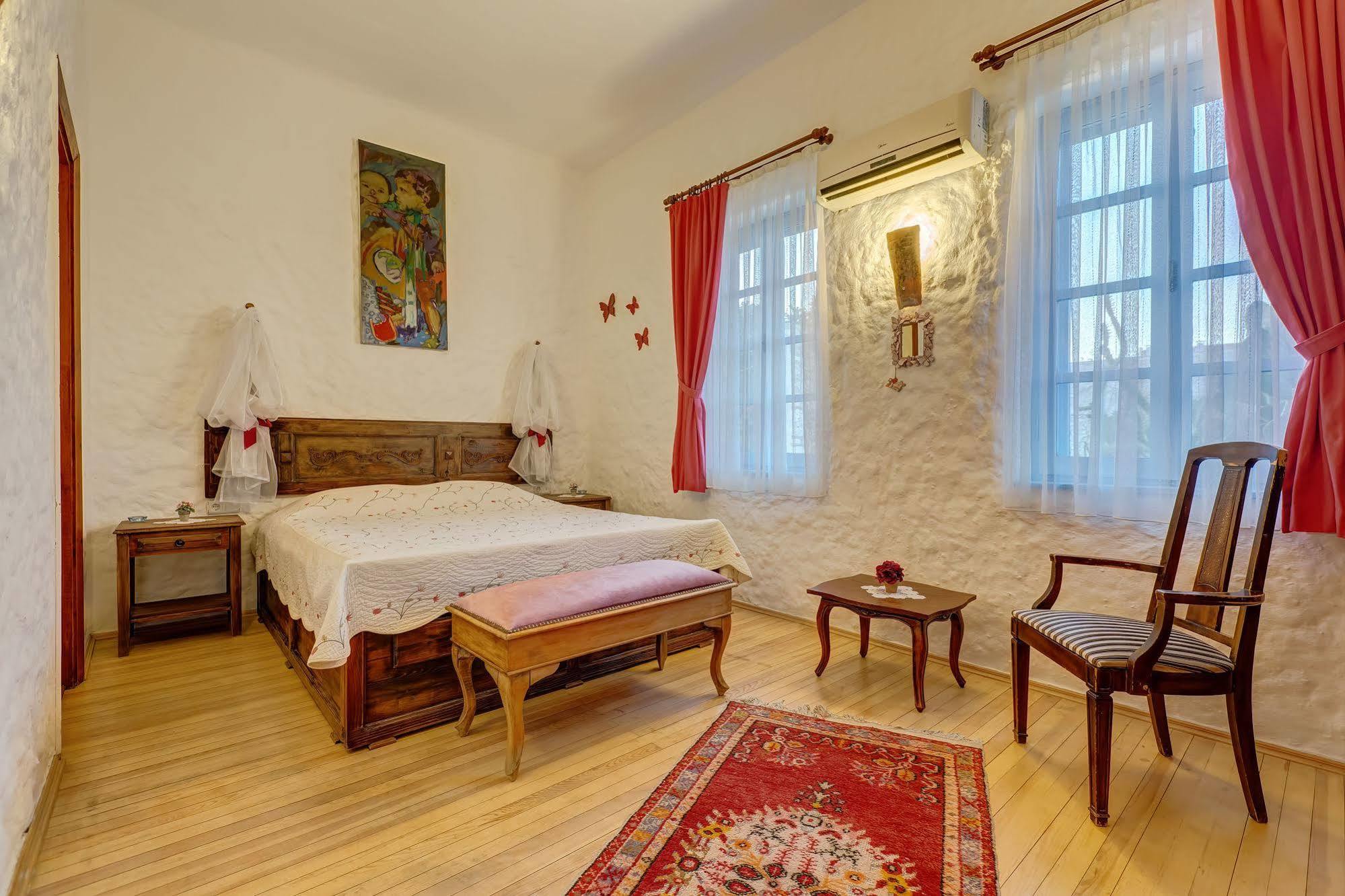 Lale Lodge Hotel Алачати Экстерьер фото
